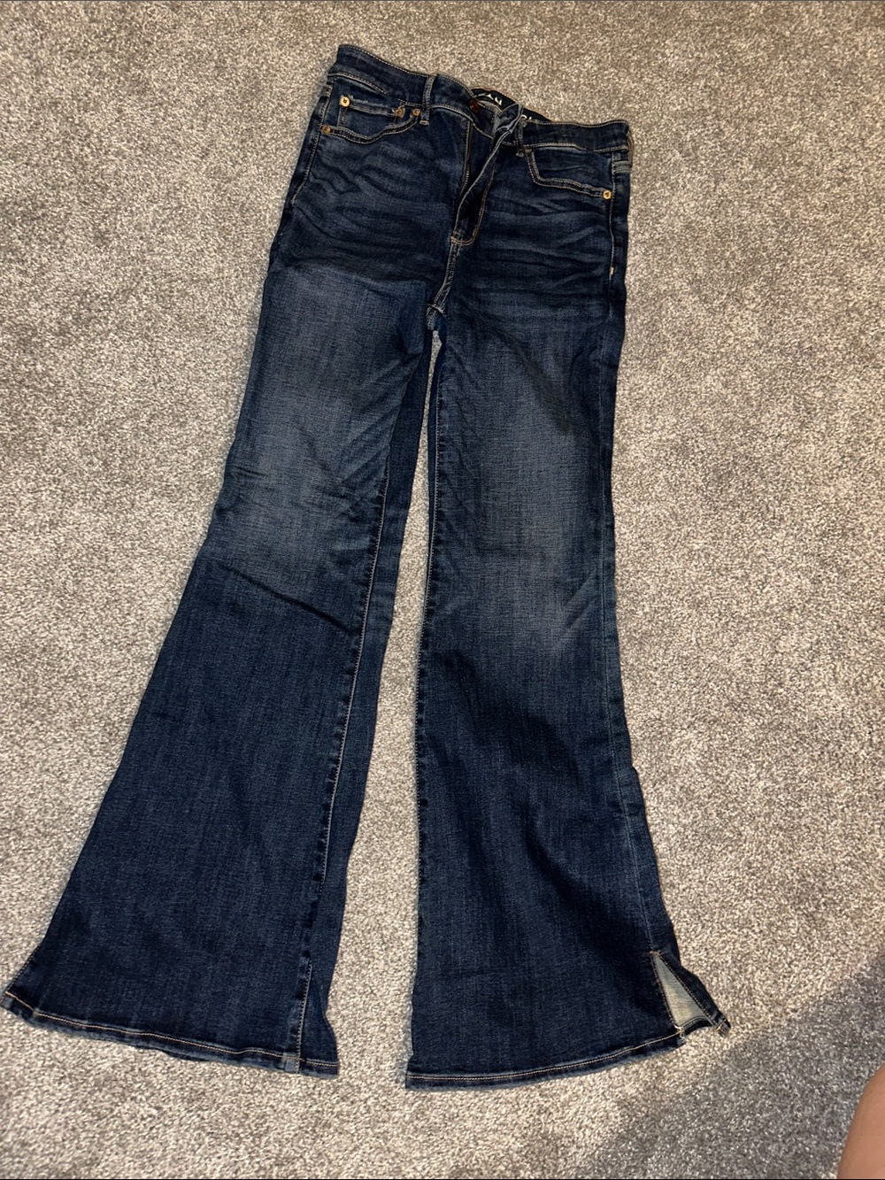 Dark Wash Women's Flared Jeans - AMERICAN EAGLE